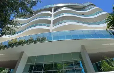 Cobertura com 3 quartos para alugar na rua sergipe, 300, vila nova, cabo frio, 120 m2 por r$ 5.680