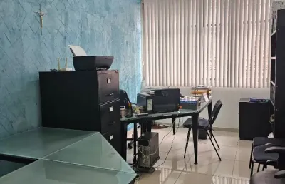 Sala comercial na presidente vargas perto da uruguaiana e do metrô