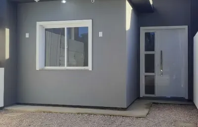 Casa com 2 dormitórios churrasqueira próximo da sanga funda pronta para moradia