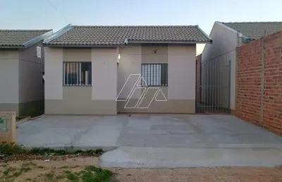 Casa com 2 quartos para locação no terras de são paulo – marília/sp