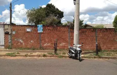 Terreno à venda no Jardim Morumbi, Marília 