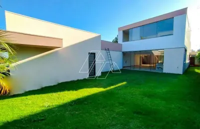 Casa com 3 quartos (2 suítes, 1 com banheira) e 1 vaga à venda no vale do canaã – marília/sp