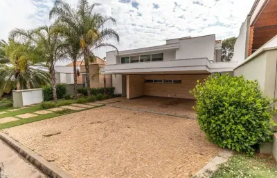 Casa alto padrão com 4 suítes e ótima área de lazer - região da avenida das esmeraldas - marília/sp