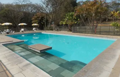 Lindo sitio com 9 alqueires em estrada asfaltada com excelente localização
