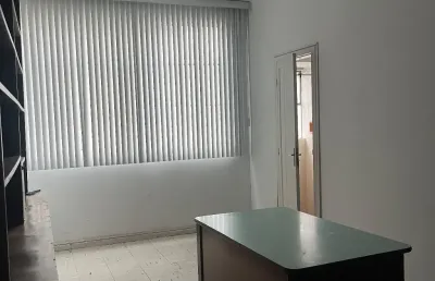 Sala comercial com 2 salas para alugar na Rua José Loureiro, 12, Centro, Curitiba