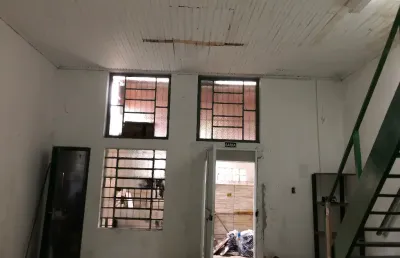 Ponto comercial para alugar na Rua Alferes Poli, 567/577, Centro, Curitiba