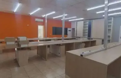 Sala comercial 450m localizada na avenida cerro azul e maringá-pr