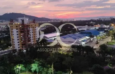 Ótimo apartamento de 3 dormitórios mobiliado, em condomínio clube à venda, itacorubi, florianópolis