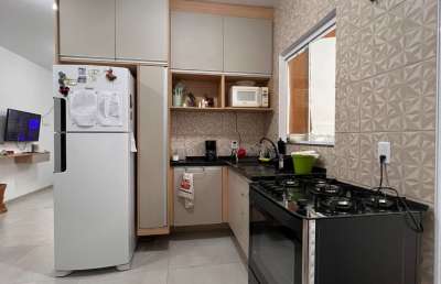 Linda casa térrea em condominio na cidade de pindamonhangaba com 3 dormitórios