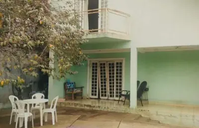 Casa com 3 quartos à venda na rua desembargador palmiro pimenta, 23, poção, cuiabá, 370 m2 por r$ 435.000