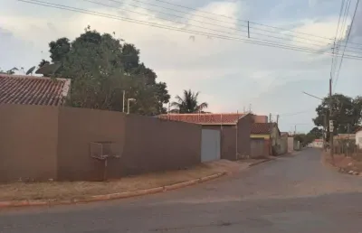 Casa com 3 quartos à venda na são benedito, 29, centro, poconé, 412 m2 por r$ 950.000