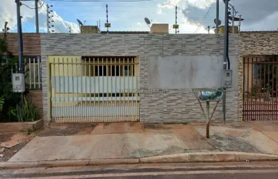 Casa com 2 quartos à venda na rua senhor divino, s n, ikaray, várzea grande, 76 m2 por r$ 395.000