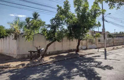 Vendo casa grande com 6 kitnet de esquina no jardim paulista