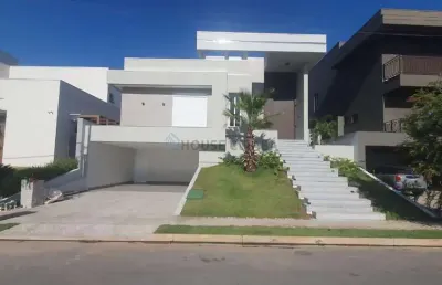 Casa com 3 quartos à venda na Avenida C, 28, Ribeirão do Lipa, Cuiabá