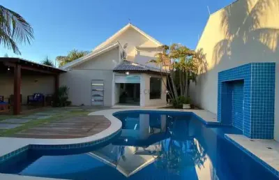 Casa com 3 quartos à venda na Rua Bérgamo, Jardim Itália, Cuiabá