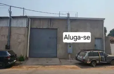 Aluga galpão de 500m - 1 quadra da carmindo de campos