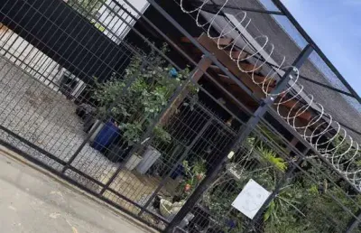 Casa com 3 quartos - residencial e comercial - santa rosa
