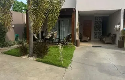Vendo sobrado  em  condomínio centro sul de várzea grande