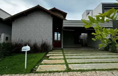 Vende casa com 3 suítes e área gourmet - florais do valle