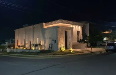 Casa em condomínio fechado com 3 quartos à venda na Rua João de Barro, Sn, Jardim Imperial, Cuiabá