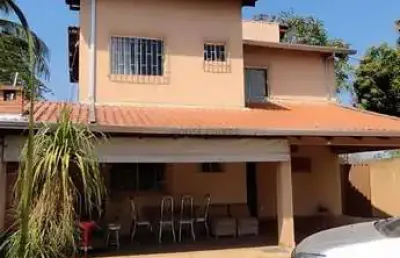 Casa com 3 quartos à venda na Avenida das Palmeiras, sn, Jardim das Palmeiras, Cuiabá