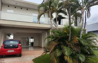 Sobrado de 305 m² de área construída na cidade de lucas do rio verde