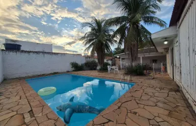 Vendo excelente casa ampla no bairro boa esperança com piscina e 5 suítes