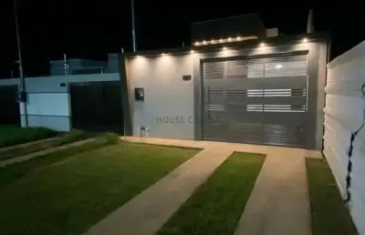 Casa na região do cento sul na cidade de várzea grande mt.
