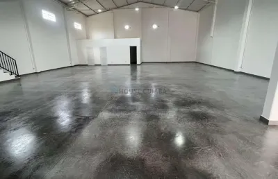 Prédio para alugar na Avenida Alzira Santana, sn, Centro Sul, Várzea Grande