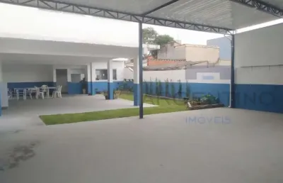 Um espaço feito para o aprendizado, pronto para funcionar .