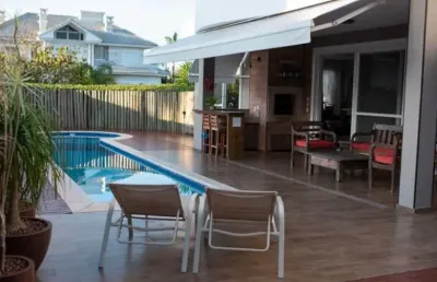 Casa com 5 quartos à venda na Rua dos Robaletes, Jurerê, Florianópolis