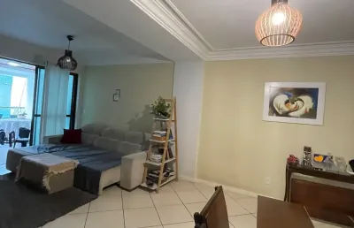 Apartamento de 3 quartos com 2 vagas e sacada com churrasqueira