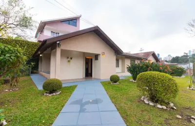 Casa de rua com 4 dormitórios à venda, 167 m² por r$ 1.190.000 - mossunguê - curitiba/pr