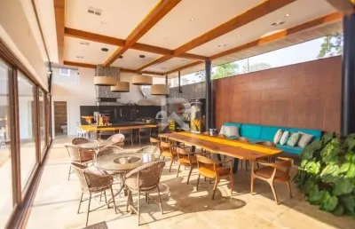 Casa luxuosa com vista para o jardim, 4 suítes, venda, 778 m² - santa felicidade - curitiba/pr