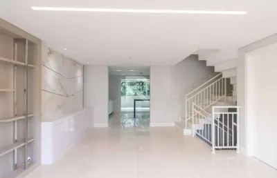 Casa de alto padrão em condomínio fechado com 3 suítes e 4 vagas - alto padrão - curitiba/pr