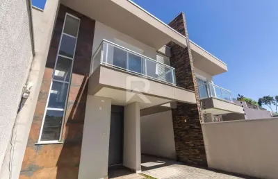 Sobrado moderno com quintal 4 quartos e 4 vagas – vista alegre – curitiba/pr