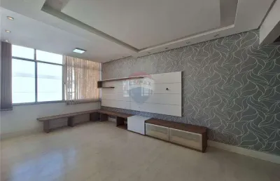 Apartamento de dois quartos, portaria 24 horas  na barão de são joão nepomuceno.