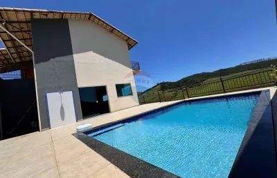 Casa à venda no condomínio portal belmiro braga, conforto, lazer e segurança a 25 minutos de juiz de fora.