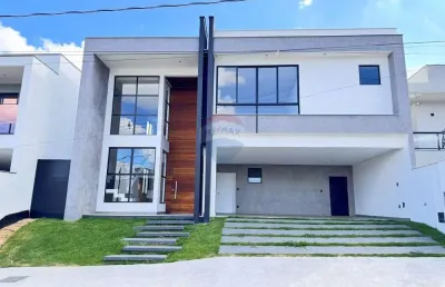 Casa de alto padrão em condomínio fechado – 5 quartos, lazer completo e segurança 24h!