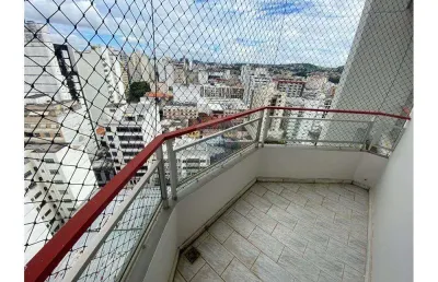 Apartamento de 1 quarto todo mobiliado e 1 vaga de garagem no centro.