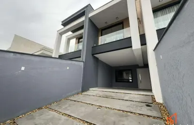 Casa com 3 quartos à venda na Rua Olaria, 746, Floresta, Joinville