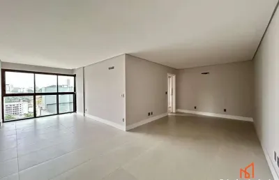 Apartamento com 3 quartos no anita garibaldi em joinville