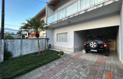 Casa com 3 quartos à venda na Rua Princesa Mafalda, 429, Floresta, Joinville