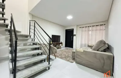 Casa com 3 quartos à venda na Rua São Leopoldo, 545, Boa Vista, Joinville