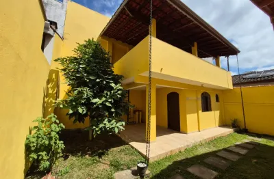 Casa para alugar no condomínio aruã, com dois dormitórios, sendo uma suíte,  área de lazer com churrasqueira e locacalização privilegiada