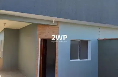 Ótima casa itanhaém 90m2 terreno 165m2 churrasqueira e piscina 650 metros praia