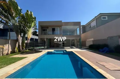 Residência moderna e requintada no condomínio campos do conde – alto padrão