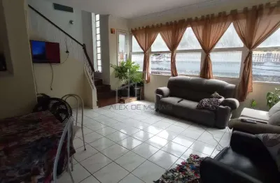 Maravilhoso prédio a venda no centro de vitória, contém 5 dormitórios e uma vaga de garagem, muito