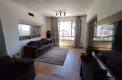 Excelente apartamento 3 quartos sendo 1 suite com vaga de garagem, bem arejado, com uma excelente v