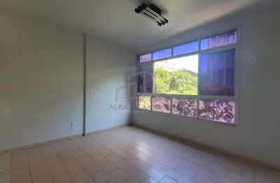Sala perfeita para o seu negócio em prédio à venda no centrp de vitória, ideal para evoluir seu emp
